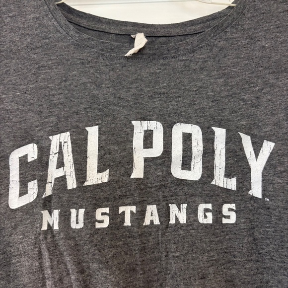 Under Armour Heather Gray Cal Poly Mustangs Fitted T Shirt - Picture 2 of 6